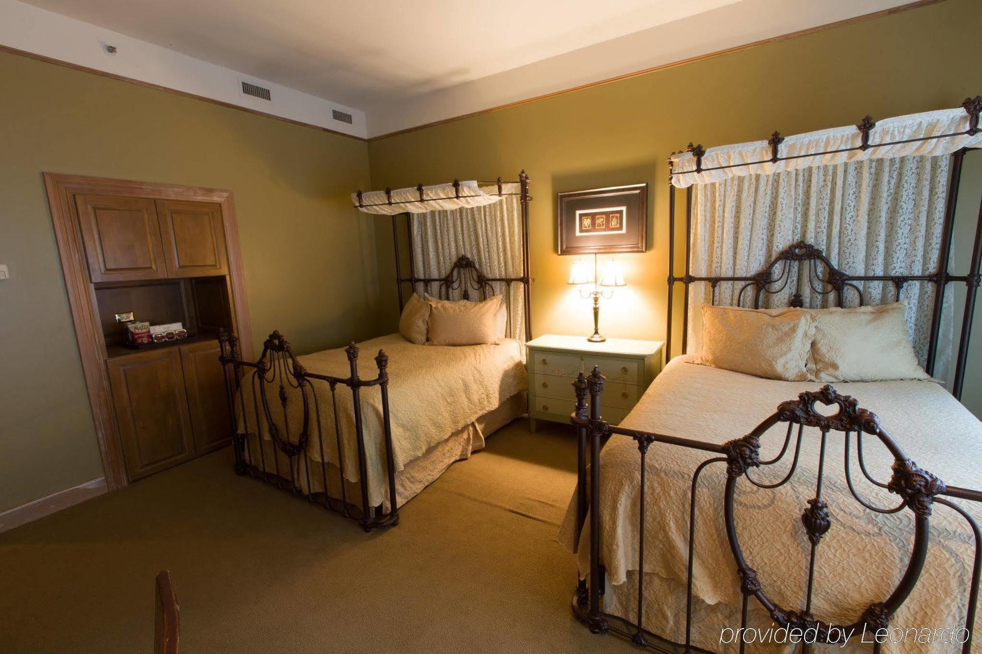 Herrington Inn&Spa Geneva Buitenkant foto