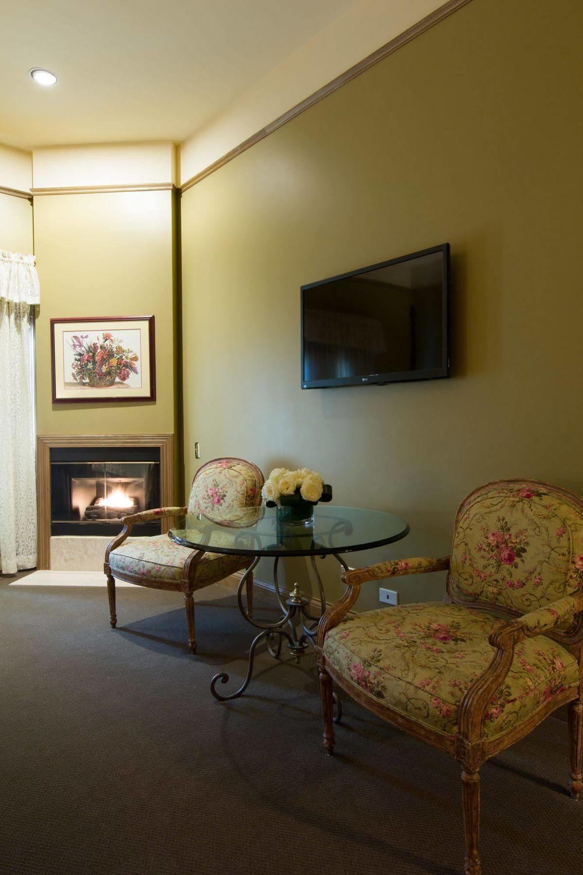 Herrington Inn&Spa Geneva Buitenkant foto
